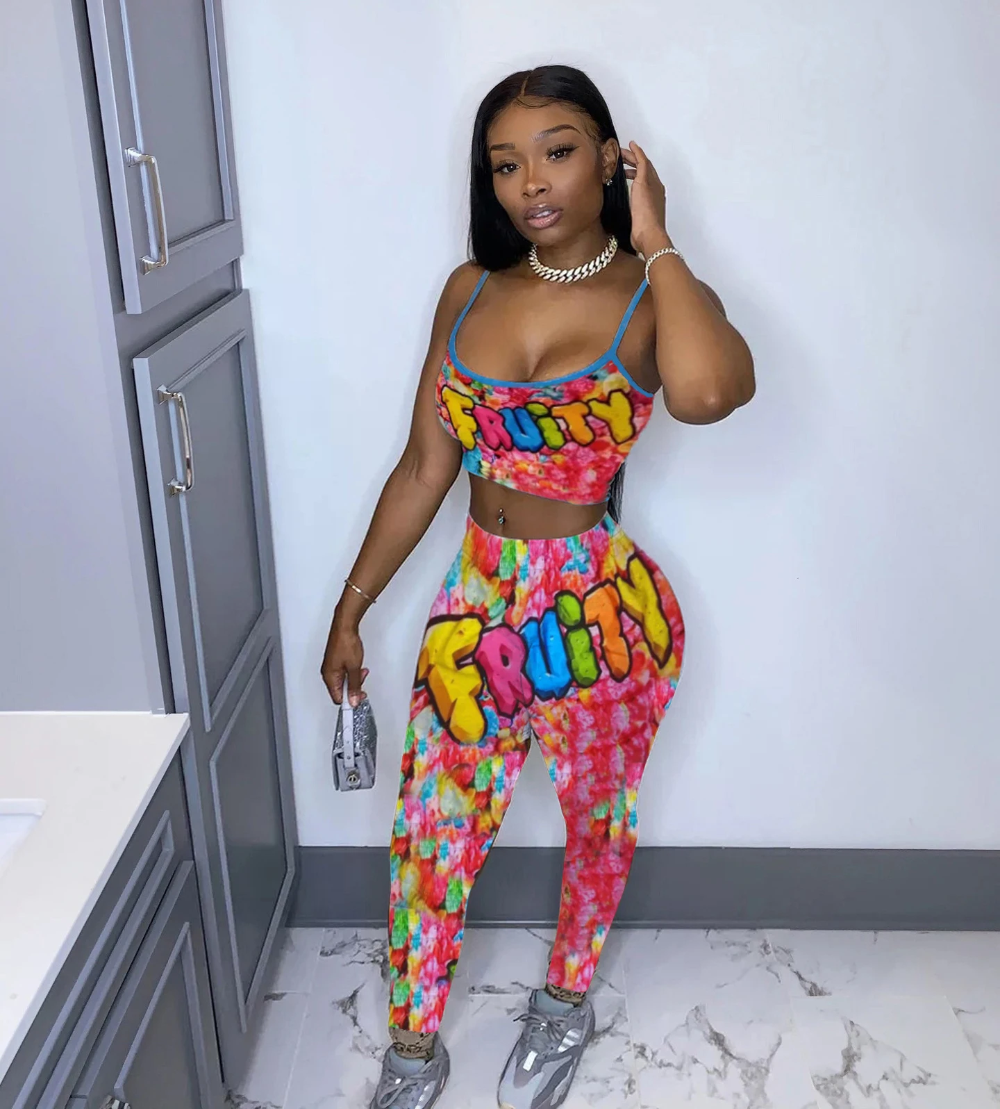 
Wholesale Custom 2020 Jogging Run Sling Women Sexy Clothes Snack Candy Skittles Booty Two Piece Short Set 