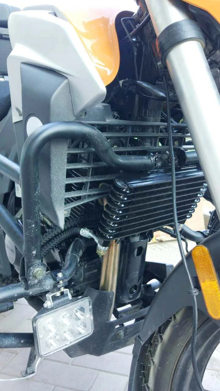 Motorcycle oil cooler Zongshen rx1 saikelon 200 py200 italika oil radiator