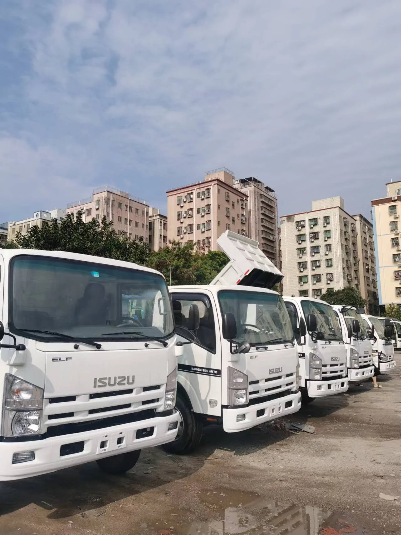 2018 год отремонтированный самосвал Isuzus 4x2 KV600 ELF NPR NKR с усиленным грузовым коробом