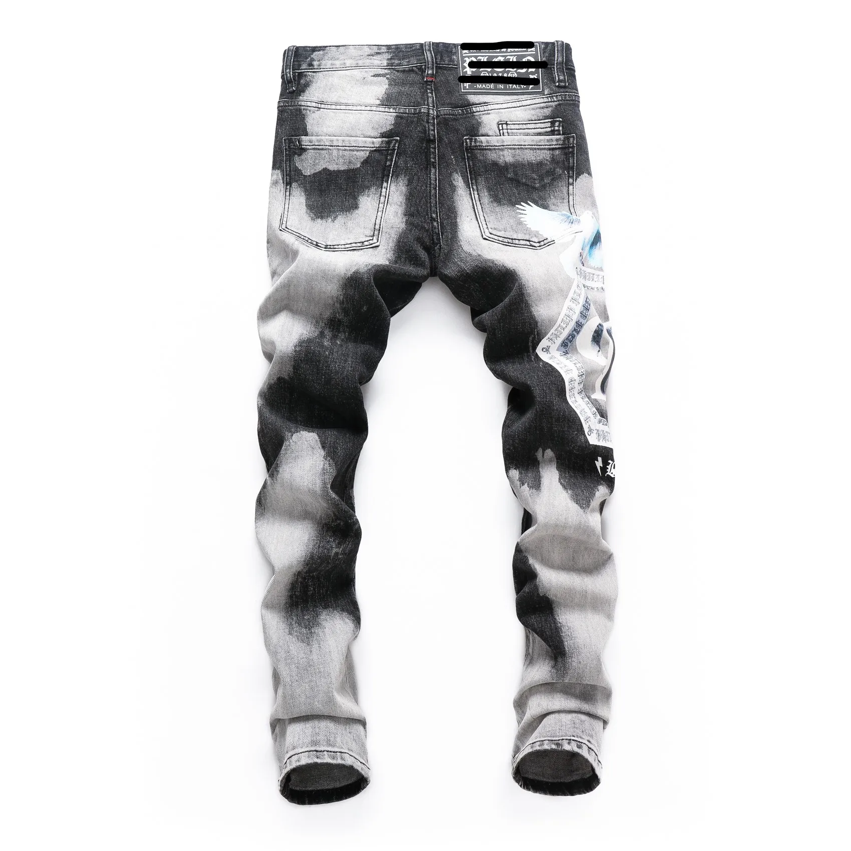 Мешковатые джинсы джинсовые сложены jeansDesig