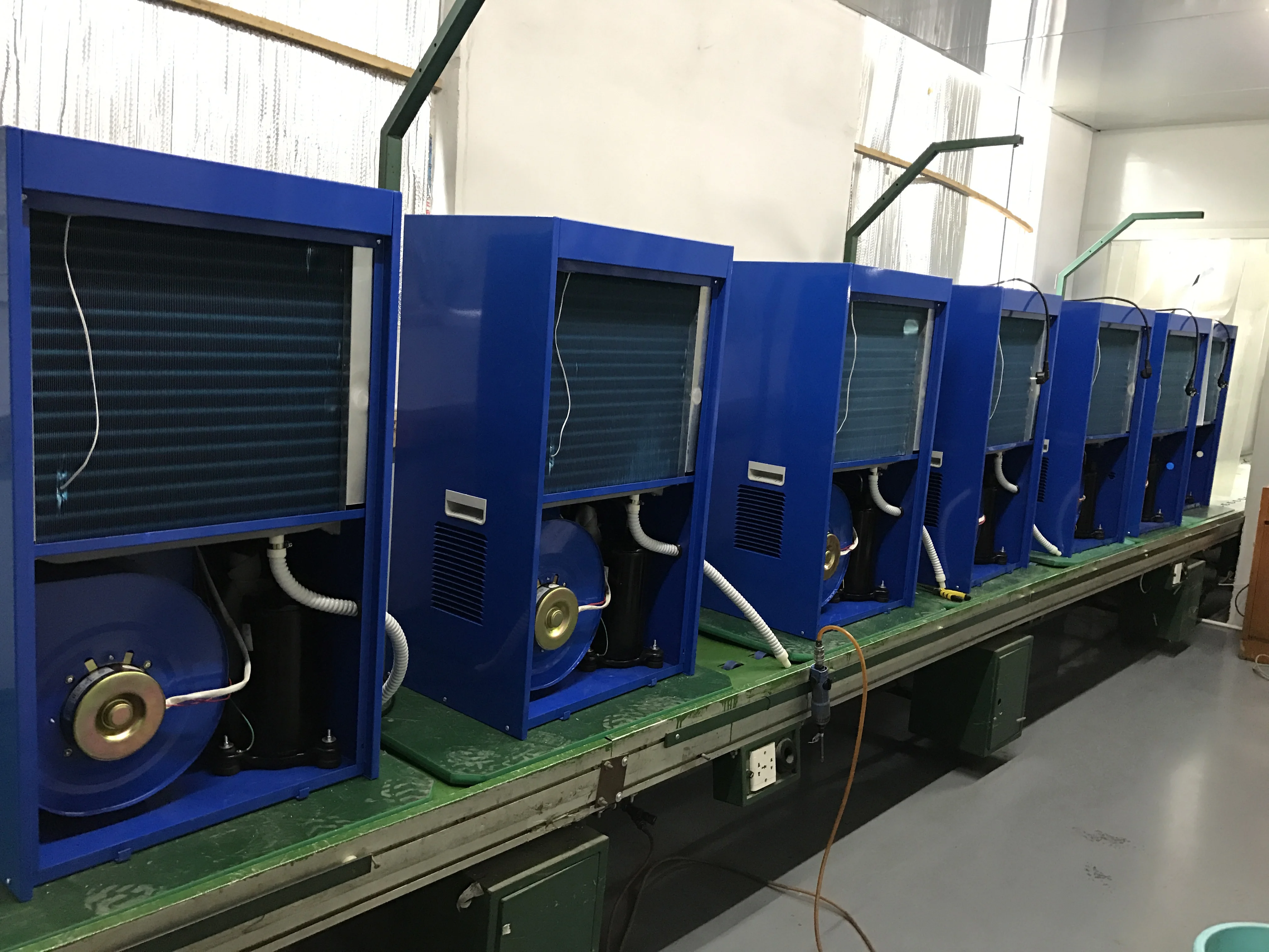 Commercial Dehumidifier 1300W  90L Per Day