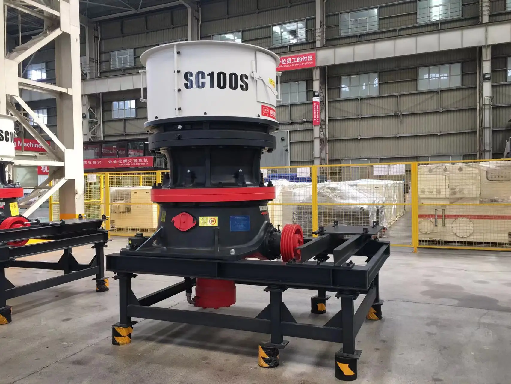 CH440 Hydraulic Cone Crusher for Horizontal bar Gold Mining Equipment Met so Cone Crusher