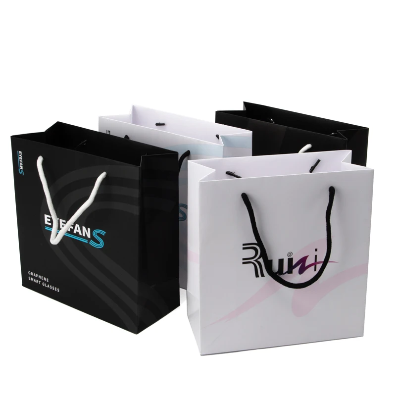 Hot Sale Customized Logo Luxury White Stripe Black Shopping Retail Apparel Takeaway Packaging Paper Bag