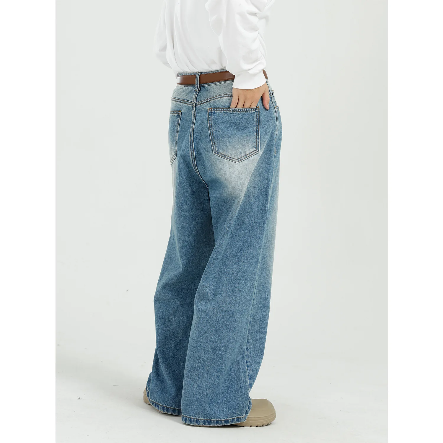 2023 new arrival Korean style loose and versatile blue straight wide leg jeans for men