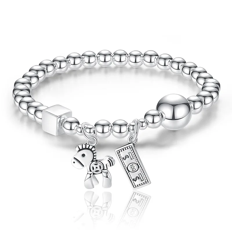 Женский браслет с бусинами из 925