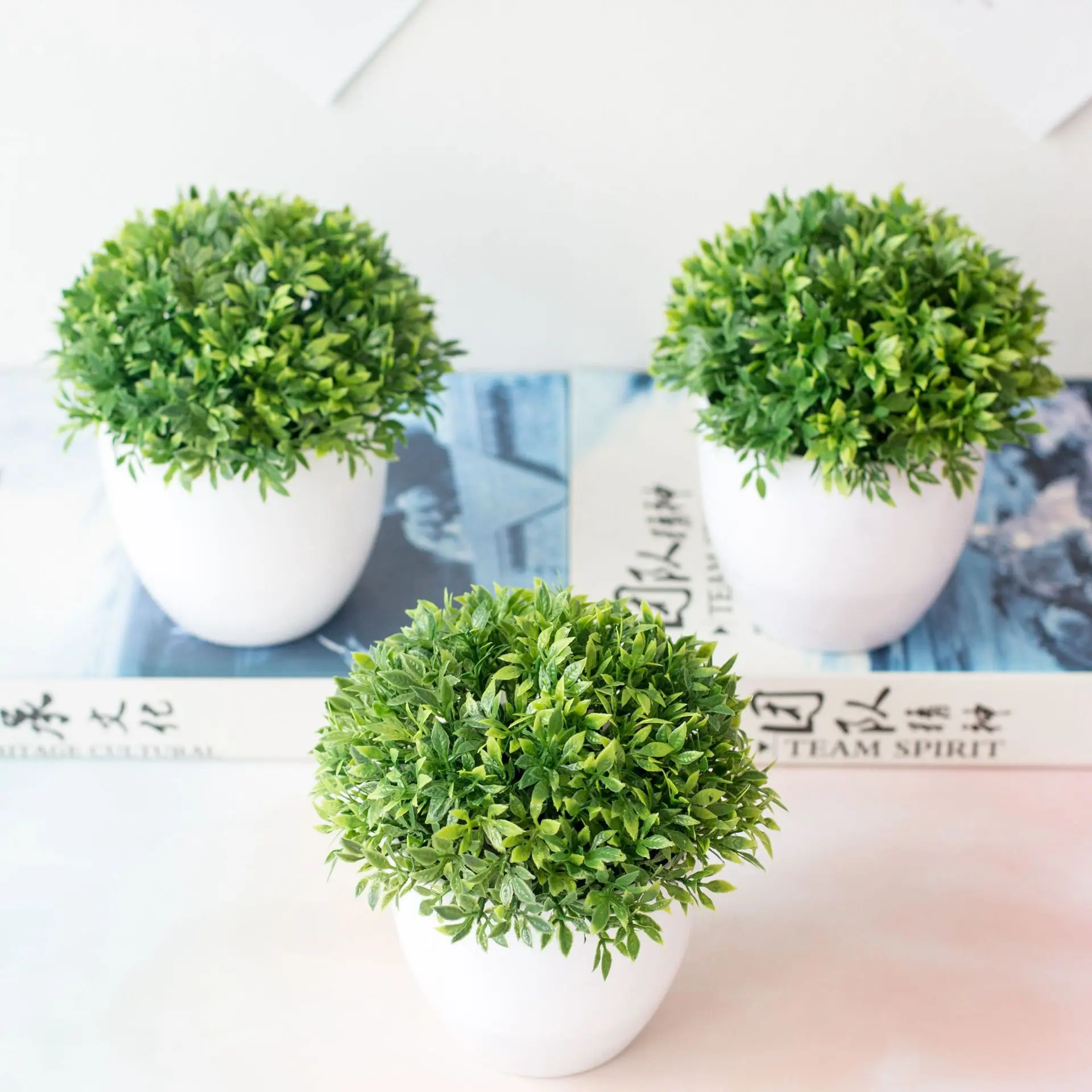 Wedding Home Garden Decorative Artificial Grass Plants Wholesale Fashion Artificial Plants Potted Bonsai