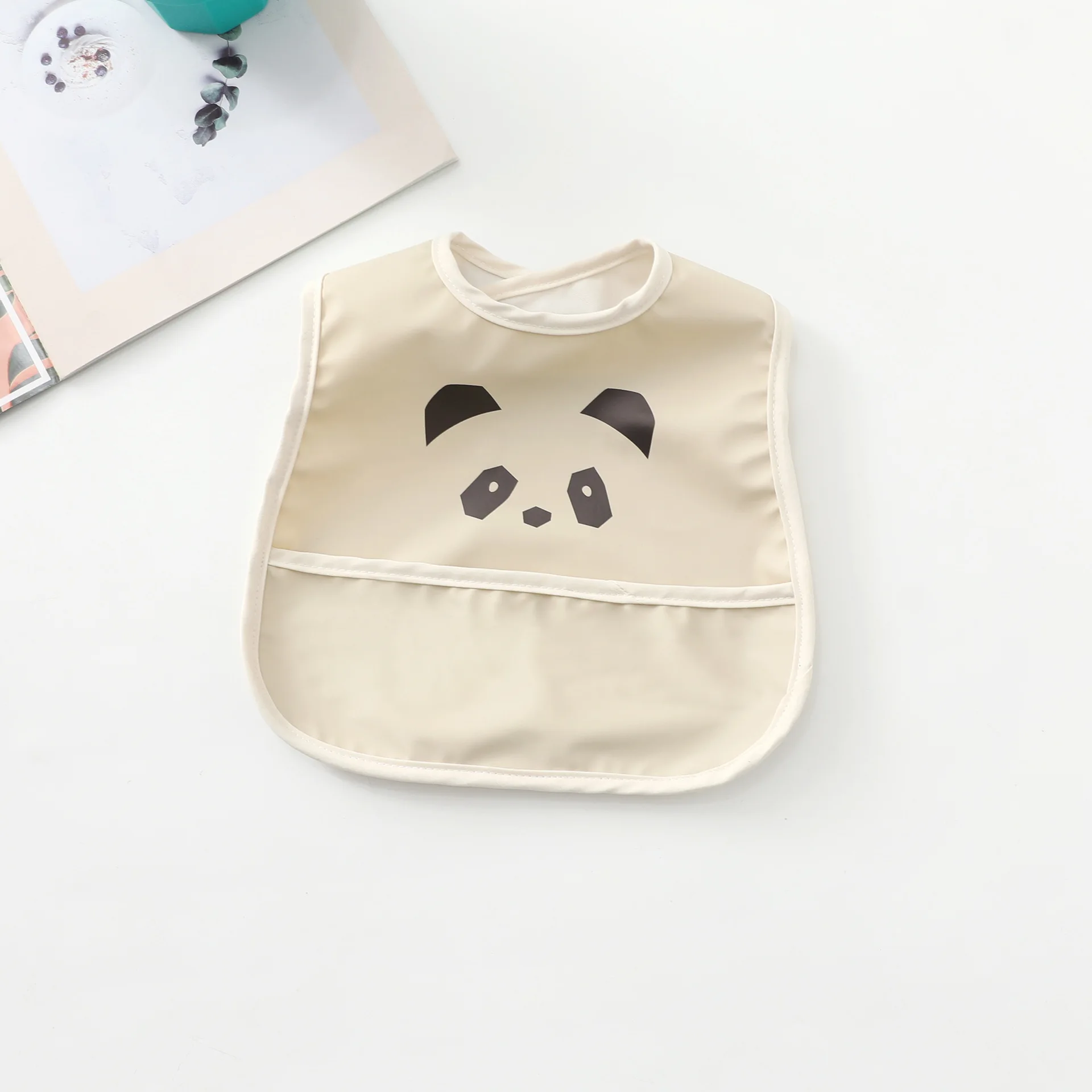 Soft PU bibs New born Baby Bib Waterproof Easy Clean and Comfortable Cute PU Baby Bibs
