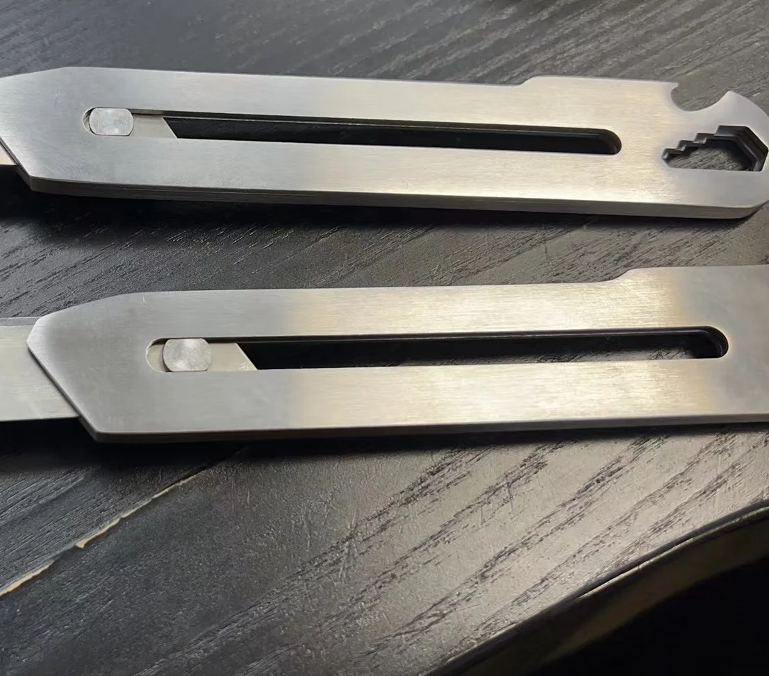 Yuyao Kebo manufacturer retractable safety knife rubber handle metal Aluminum utility knife cutter