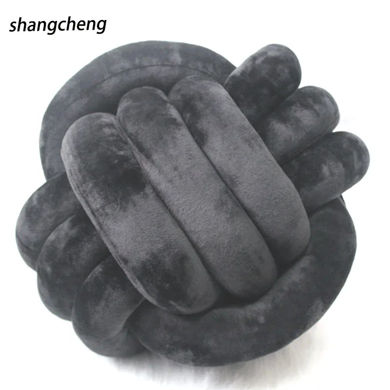 wholesale hot sell decoration baby throw ball knot cushions