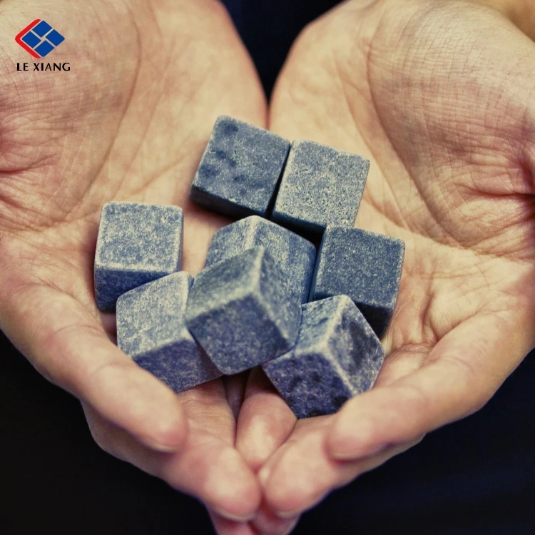 2021 new product custom Tech Whisky Chilling Rocks Gift Set - premium whiskey stones-sipping stone and ice cube stone