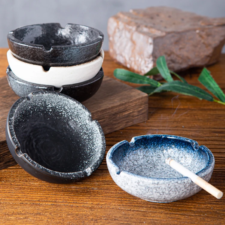 Japanese Style Custom Logo Stoneware Wholesale Handmade Round Cigar Cigarette for Hotel Office Business