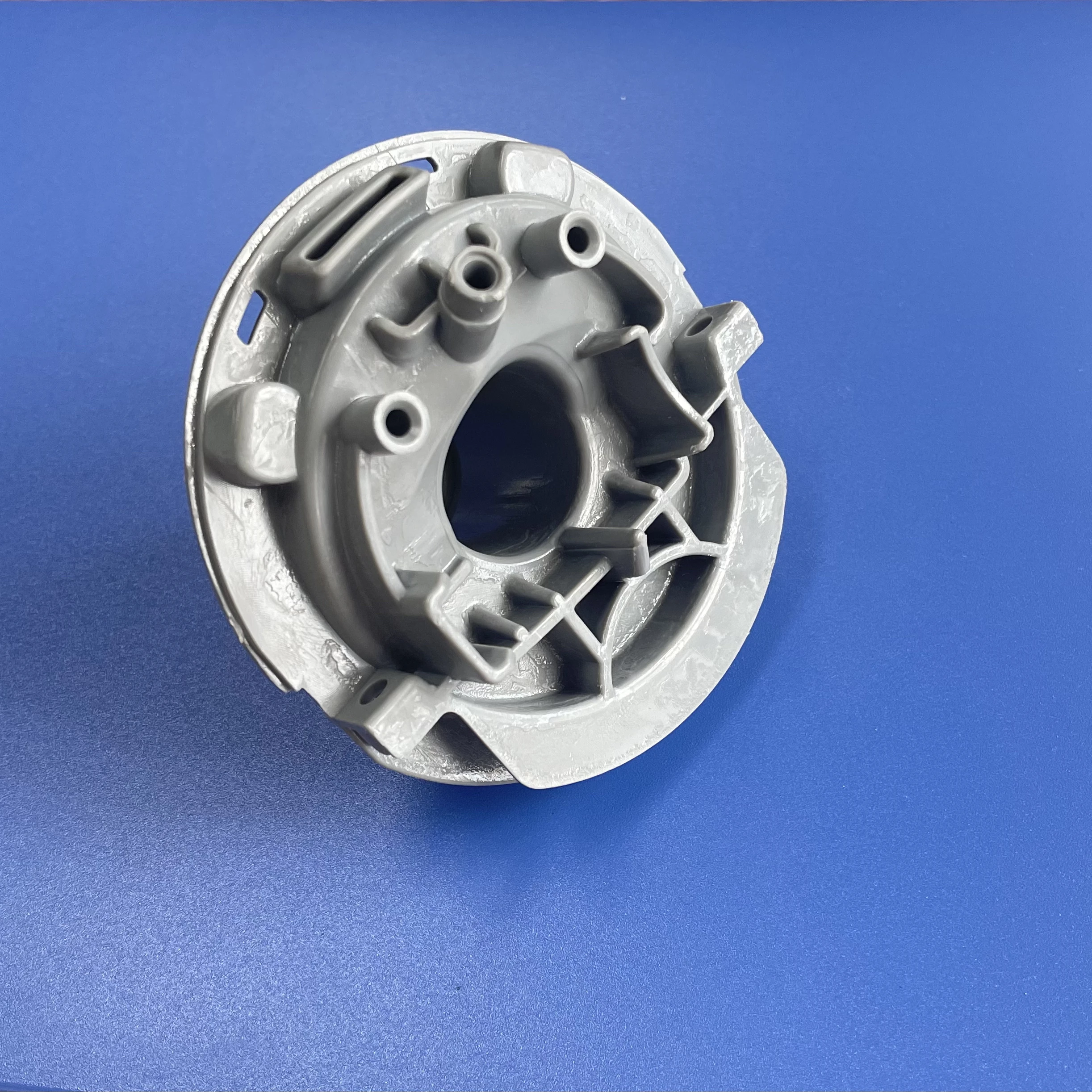 Дешевые прочные пластмассовые сырьевые материалы полиоксиметиленовые помпоны гранулы 10% 20%