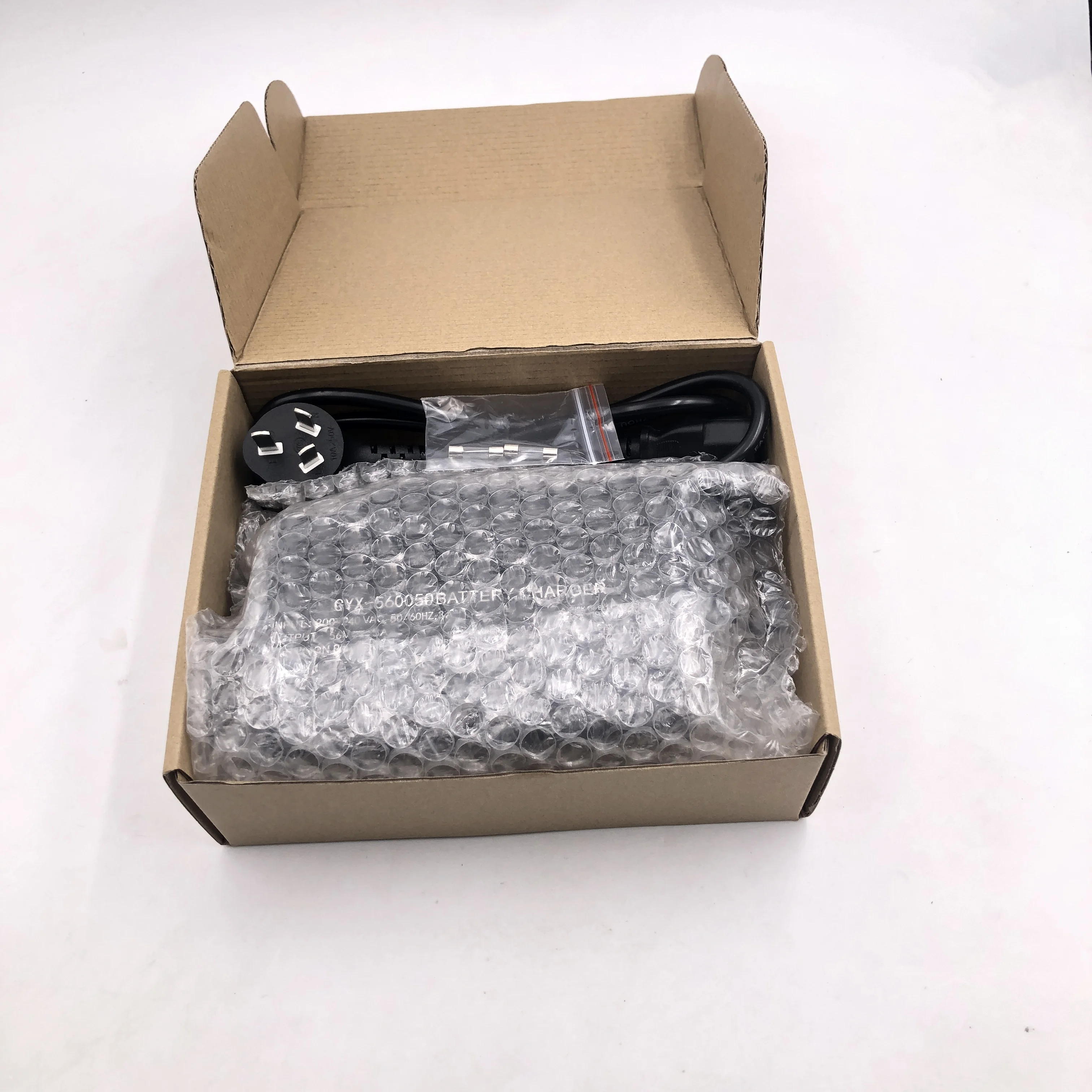  12V 20A 24V 15A 36V 10A 48V 8A 60V 6A электрические зарядные устройства для мотоциклов и