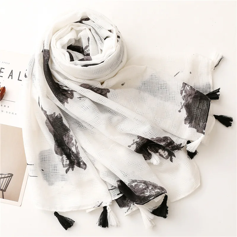 2022 new design Black hand-painted printed scarf hijab