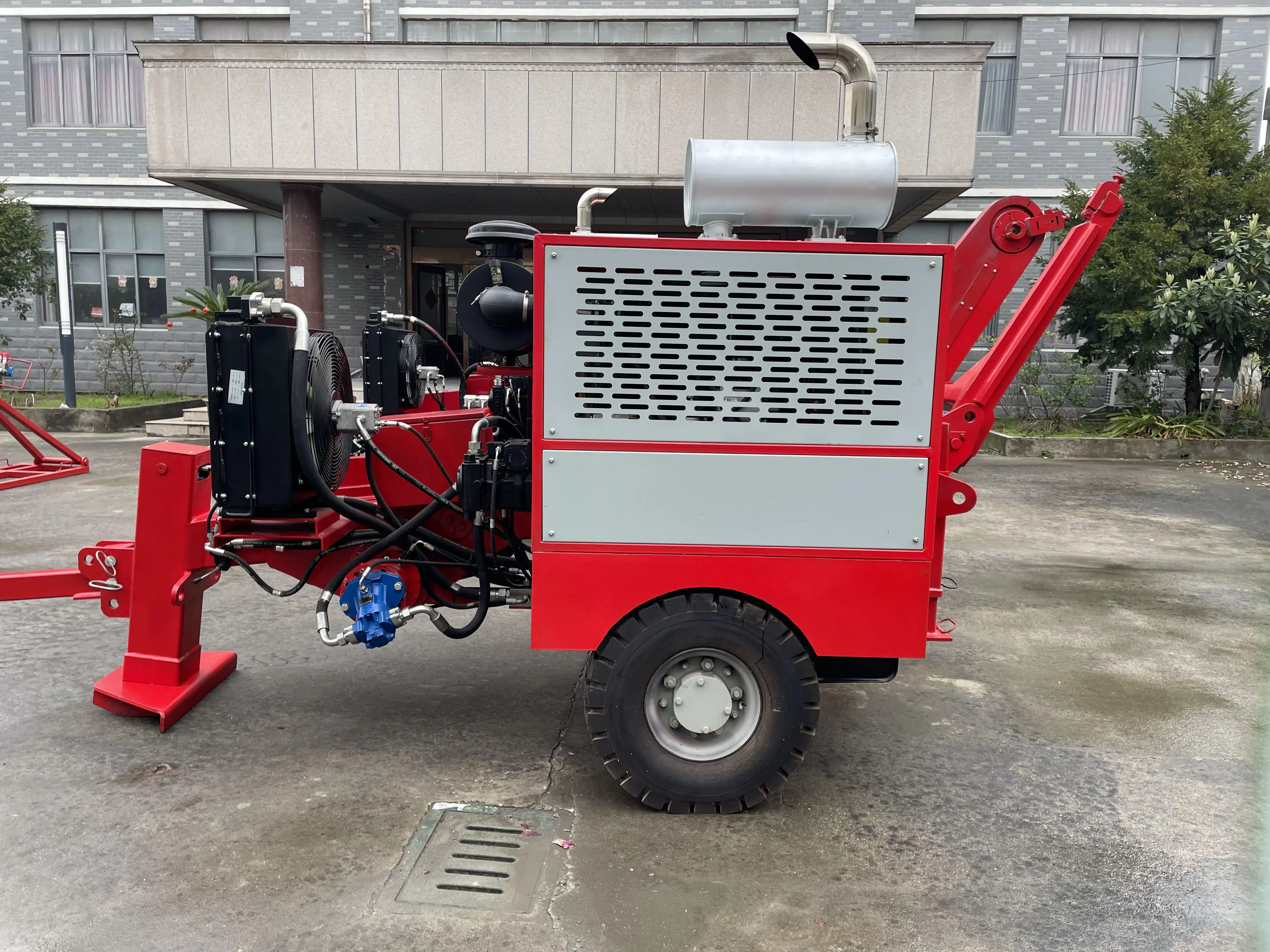 GS90 Electric Power Stringing Equipment Overhead Transmission Max Intermittent Pull 90kN Puller Hydraulic Puller