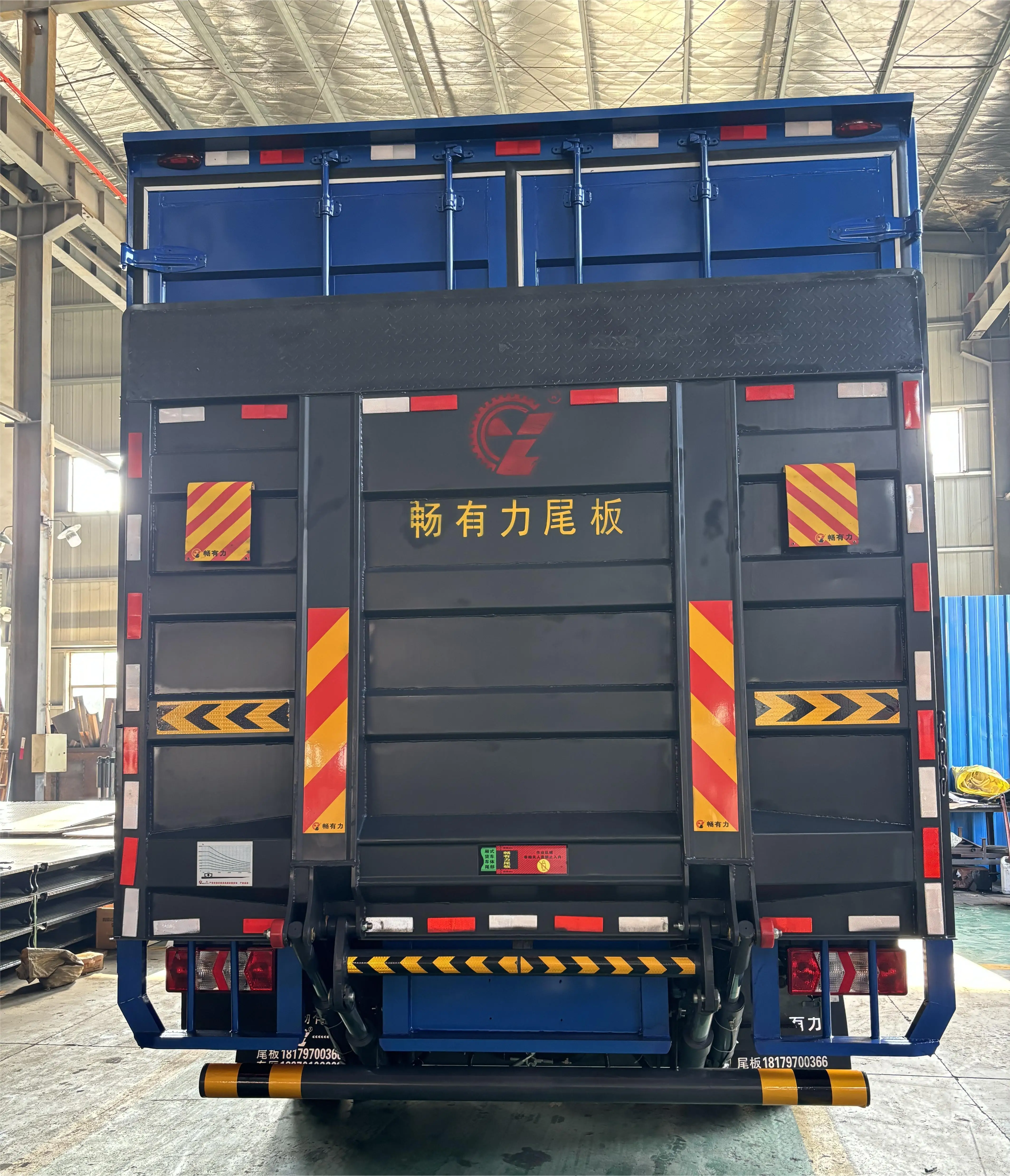 High Quality 1.5ton Capacity Steel Tailgate Lifter New Condition Door Spare Parts for Shacman Dongfeng Jiefang Howo Foton Trucks