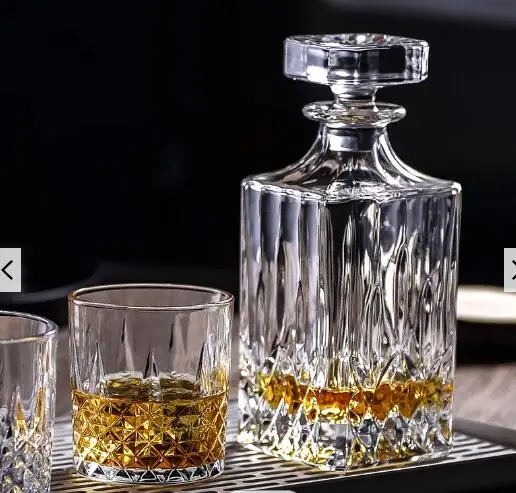 wine glass bottle whiskey glass bottle with cork stopper with cups