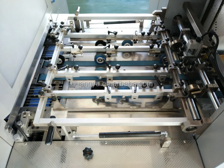 Small mini automatic die cutting and embossing machine