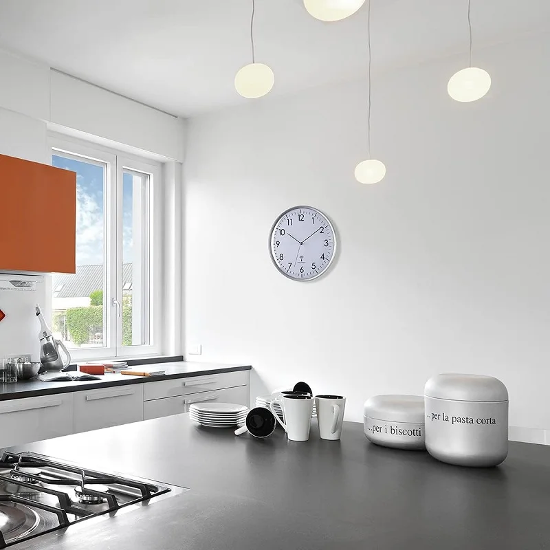 13 Inch Modern Simple Metal Radio Control Wall Clock for Living Room Silent Round Custom Arch Glass Atomic Aluminum Clock