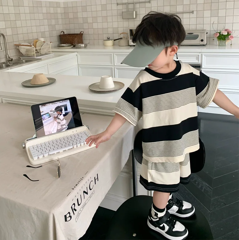 Parent-child outfit family pack boys and girls fashion style striped suit