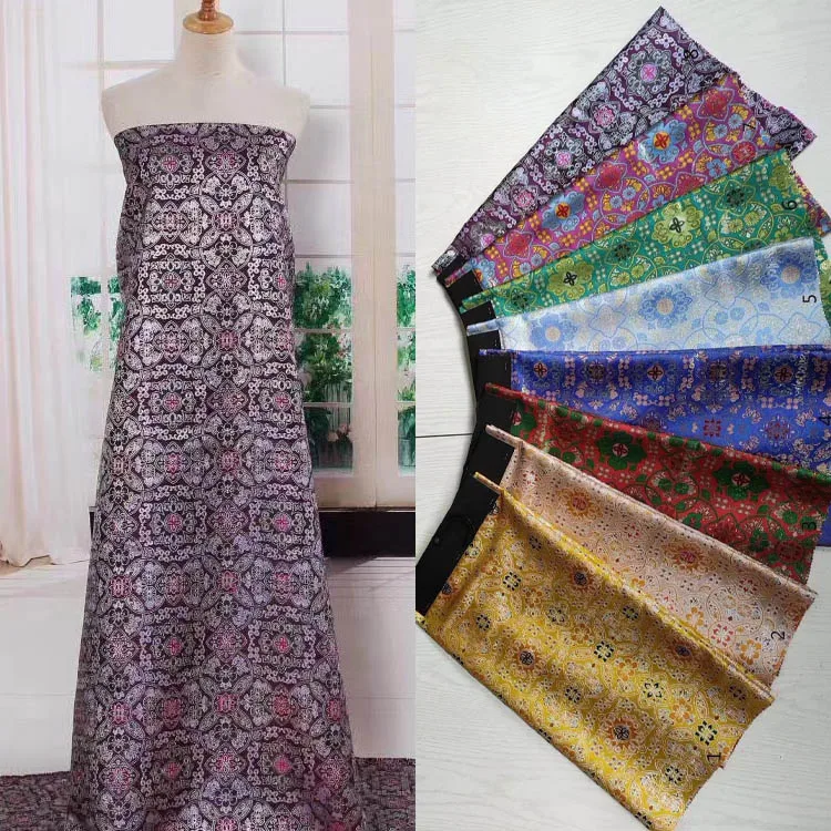Fast delivery woven yarn dyed 150GSM dress fabric floral print brocade jacquard fabric luxury clothes jacquard fabric