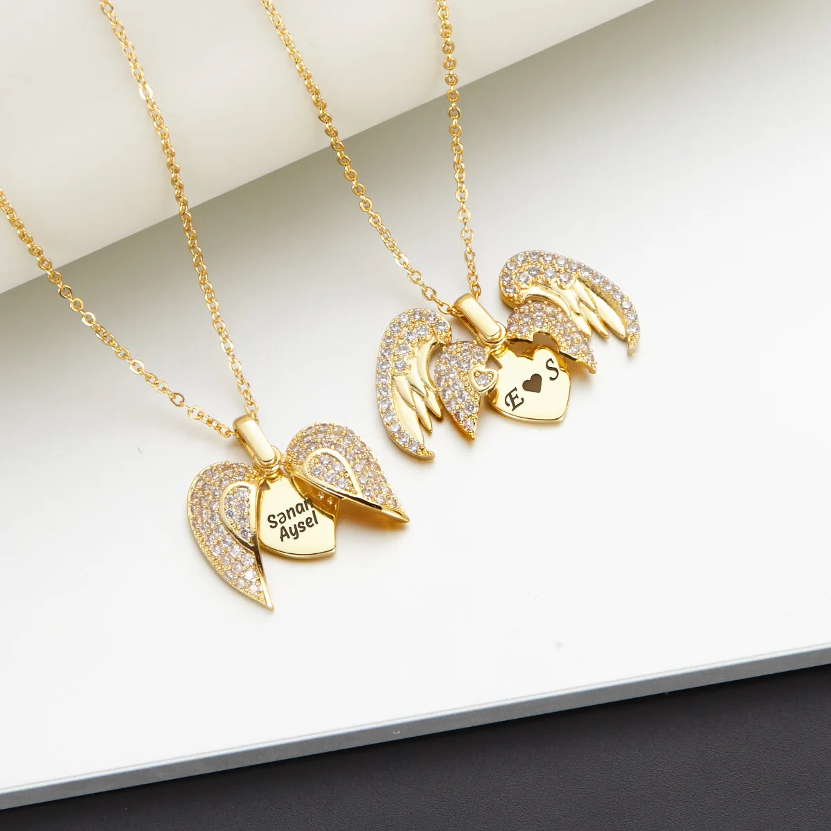 Dainty Custom Picture Necklace Memorial Jewelry Gift for Girls Zircon paved Personalized Heart Photo Angel Wings Necklace