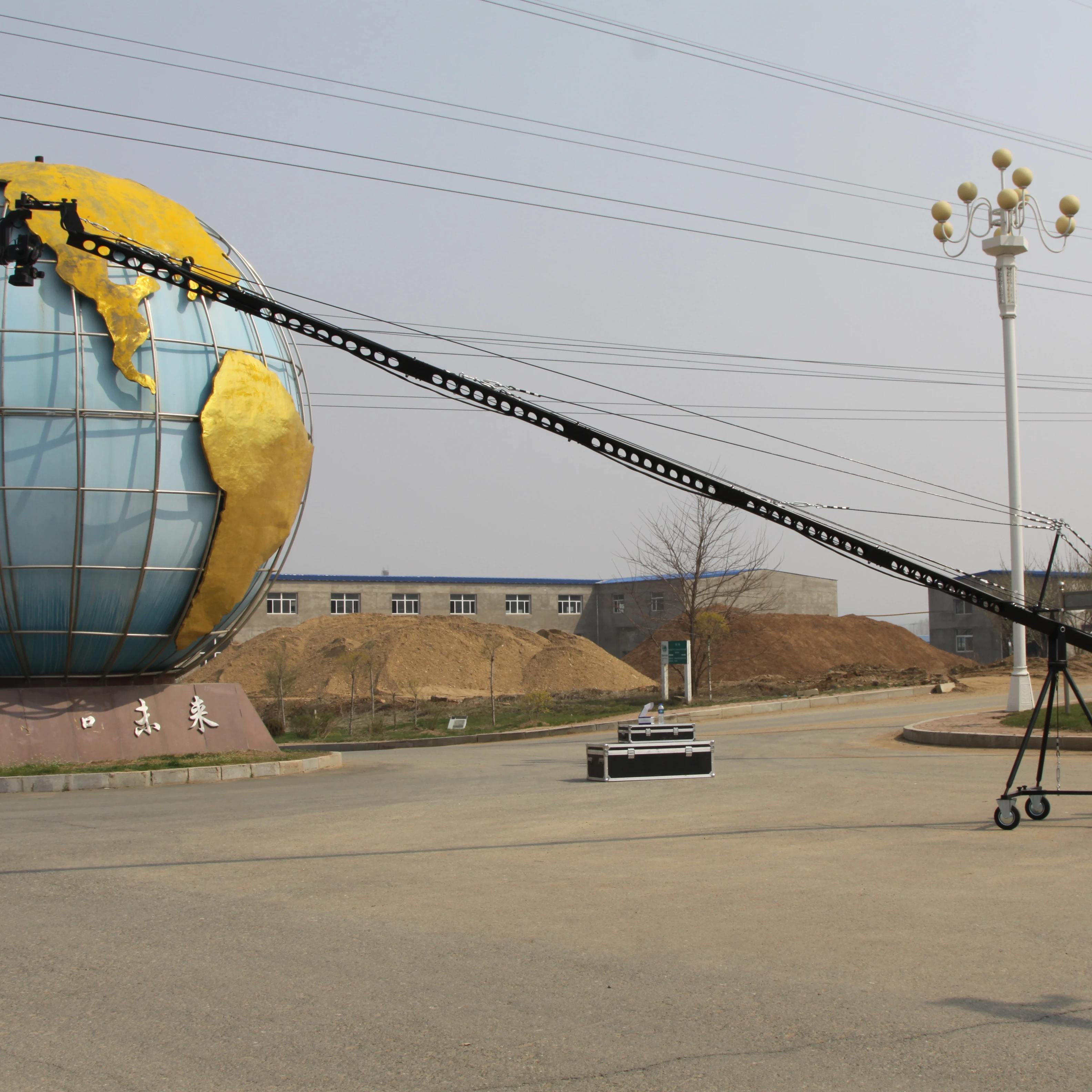 IDEAL 8m DV Motorized Cinematic 130mm Arm Camera Jib Crane with HD Monitor