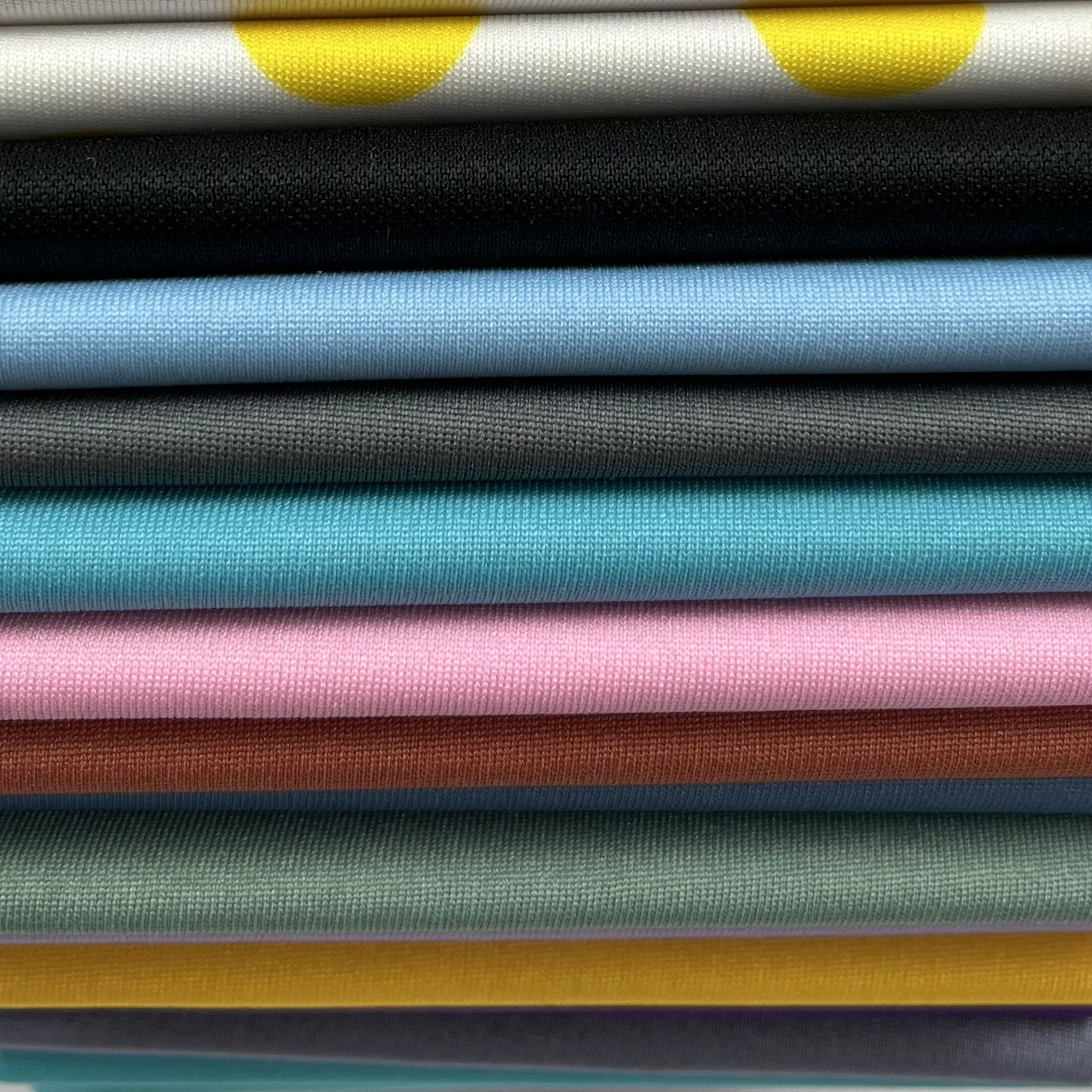 UOO Cheap Foam Neoprene Polyurethane Foam Rubber Neoprene Materiao Double Sided Polyester Fabric Rubber Sheets for Can Cooler