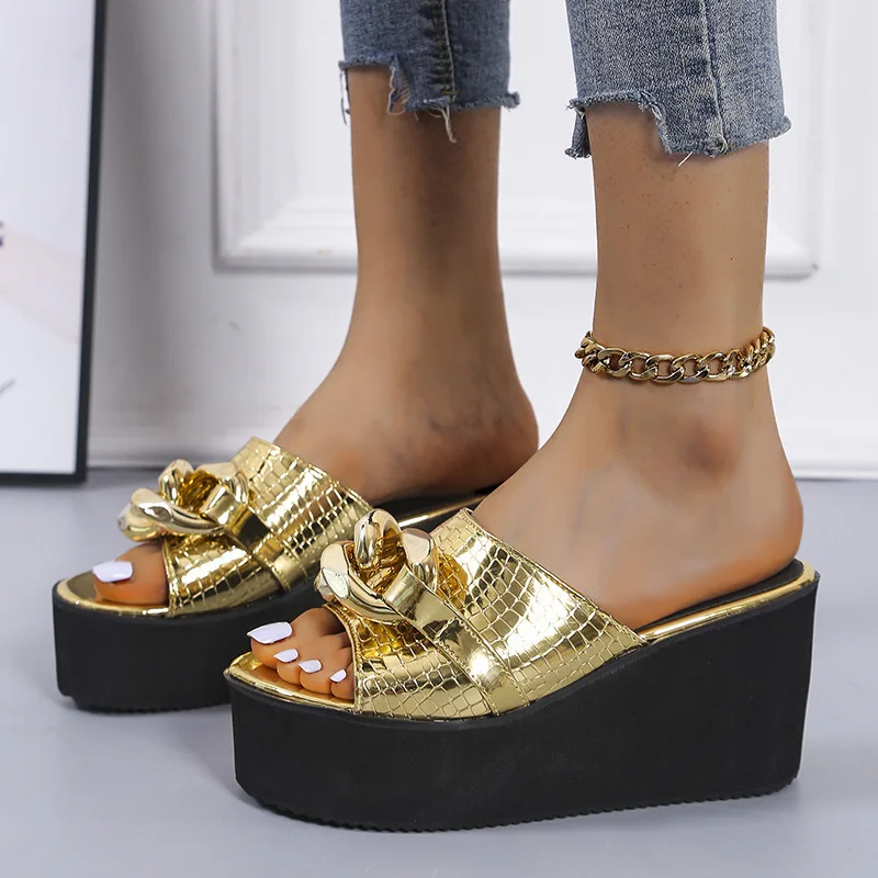 New Design Thick Sole Platform Gold Metal Chain Bulk Wholesale Shoes Height Increasing Wedge Chunky Heel Women Slipper