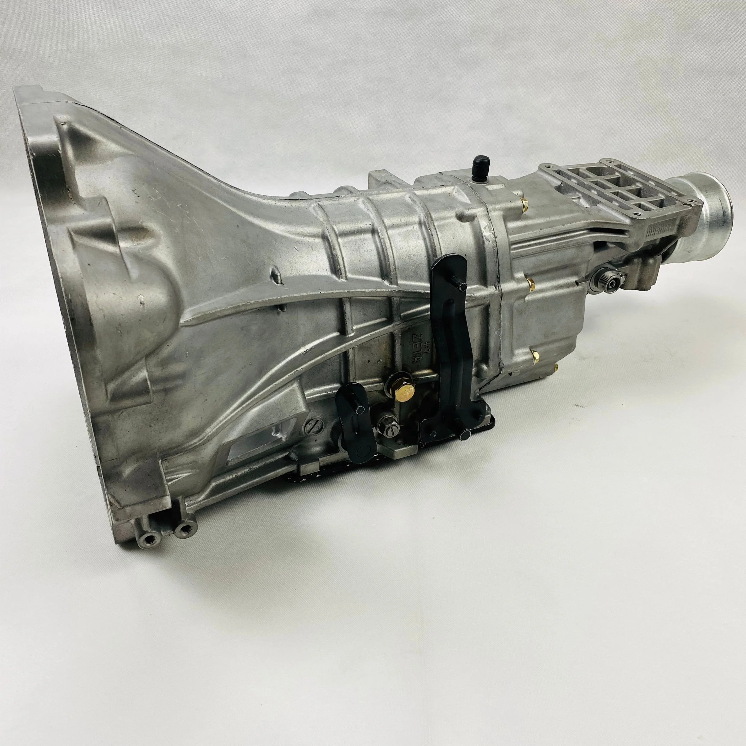 Перестроенная коробка передач для Hyundai H100 и Mistubishi L300 4D56 4x2