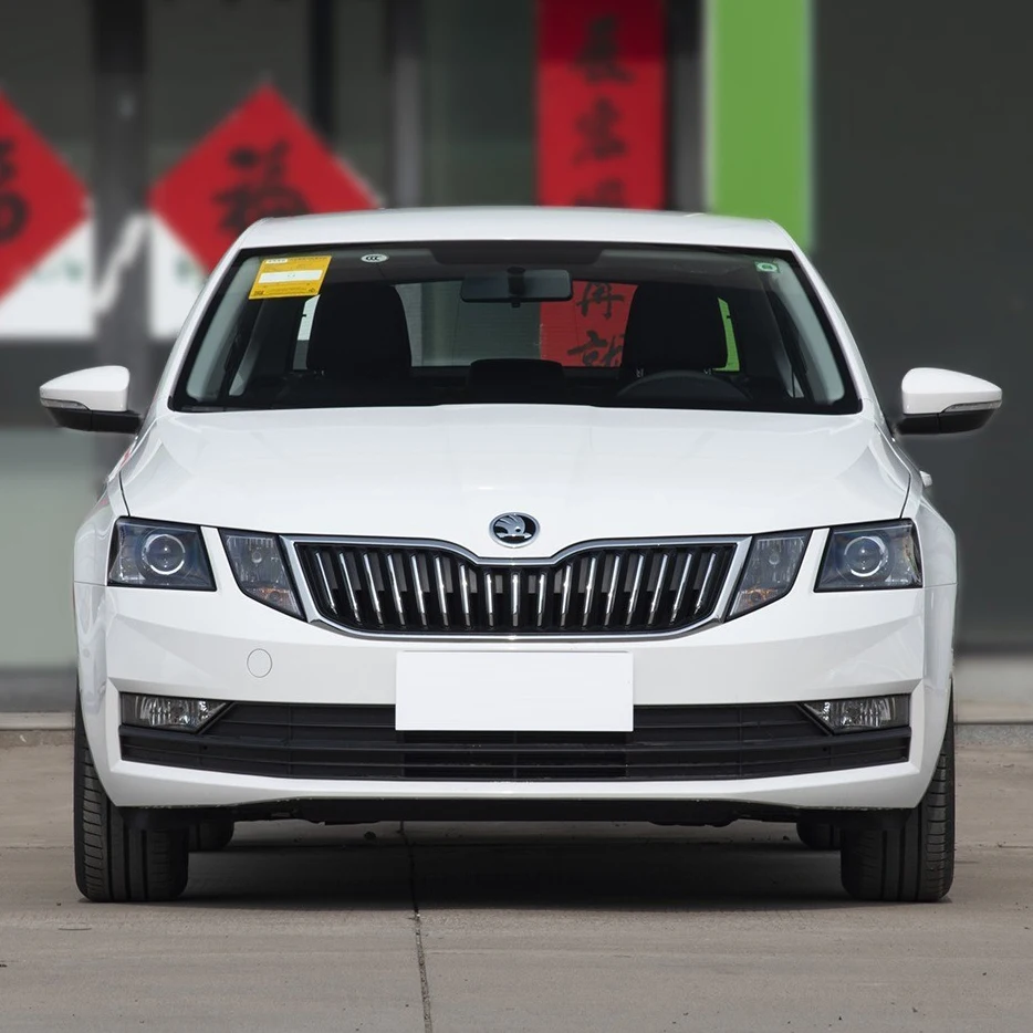 2023 Skoda Oktavia бензин 110 кВт 5 дверей мест 200 км/ч Skada для продажи
