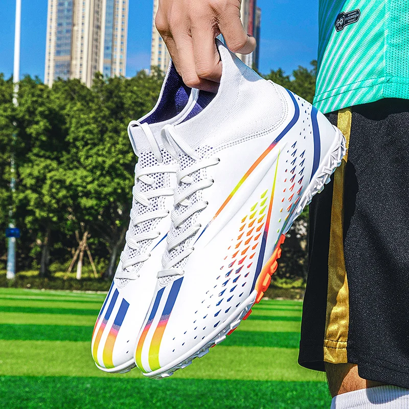 custom shoes with logo Outdoor Non-slip High Quality Football Boots Soccer shoes men new style 2024
