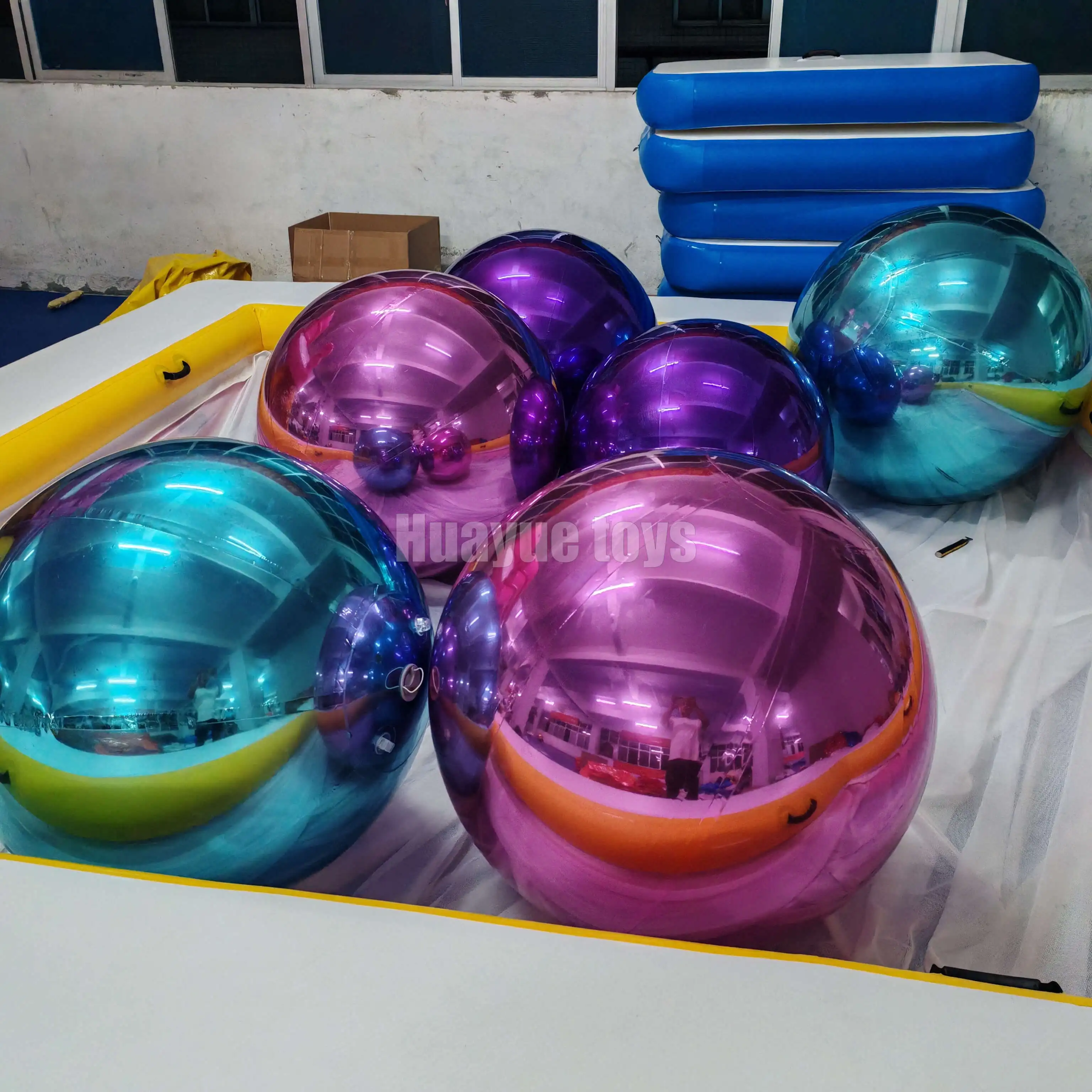 Commercial Christmas Party Inflatable Mirror Ball Decoration Inflatable Spheres Mirror Ball PVC Mirror Ball for Shopping mall