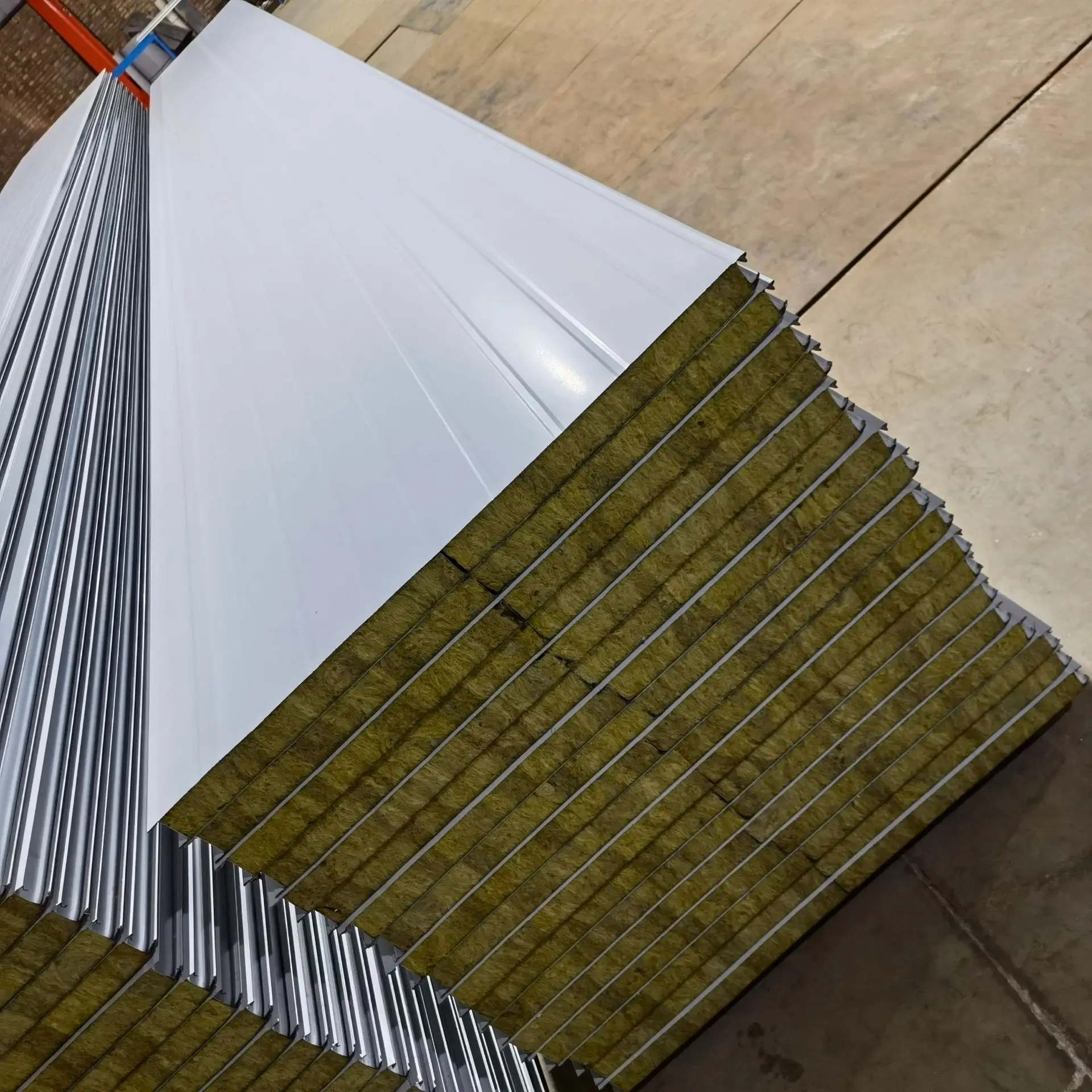 Wall And Roof Rock Wool Acoustic Wall Sandwich Panel Price Fireproof Insulated Pu Rock Wool Sandwich Panel