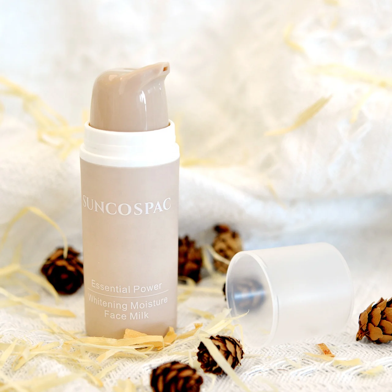 Manufacturer Wholesale Empty Pink 15ml 30ml 50ml Plastic Body Cream Cosmetic Bottle All Plastic Airless Bottle