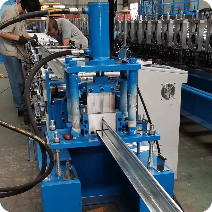 Shutter profiled door panel metal rolling shutter door stamping machinery manufacturer
