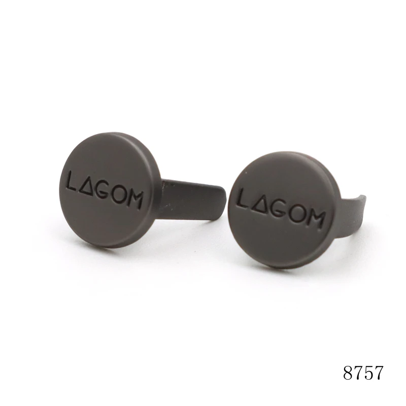 Custom bag other parts and accessories Matte black small 10mm metal round logo nameplate with prongs