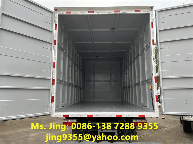 DONGFENG CAPTAIN 4x2 140HP 6 Meters Light Truck Van Truck 6-8 Ton With Tail lift