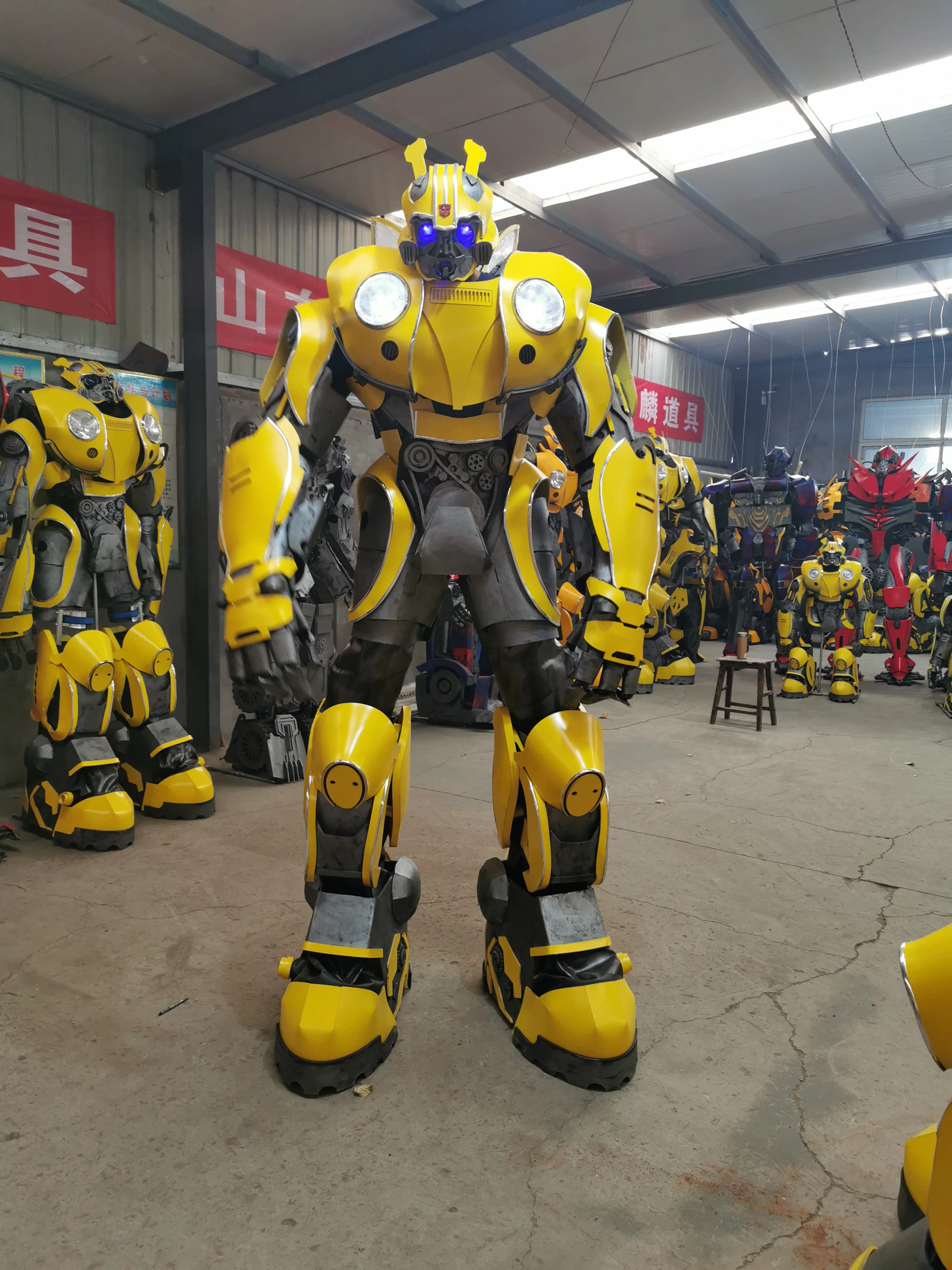 New Arrival Realistic Good Quality 9 ft Tall Human Wear Inside Cosplay Robot Costume  Attractive Robot Suits