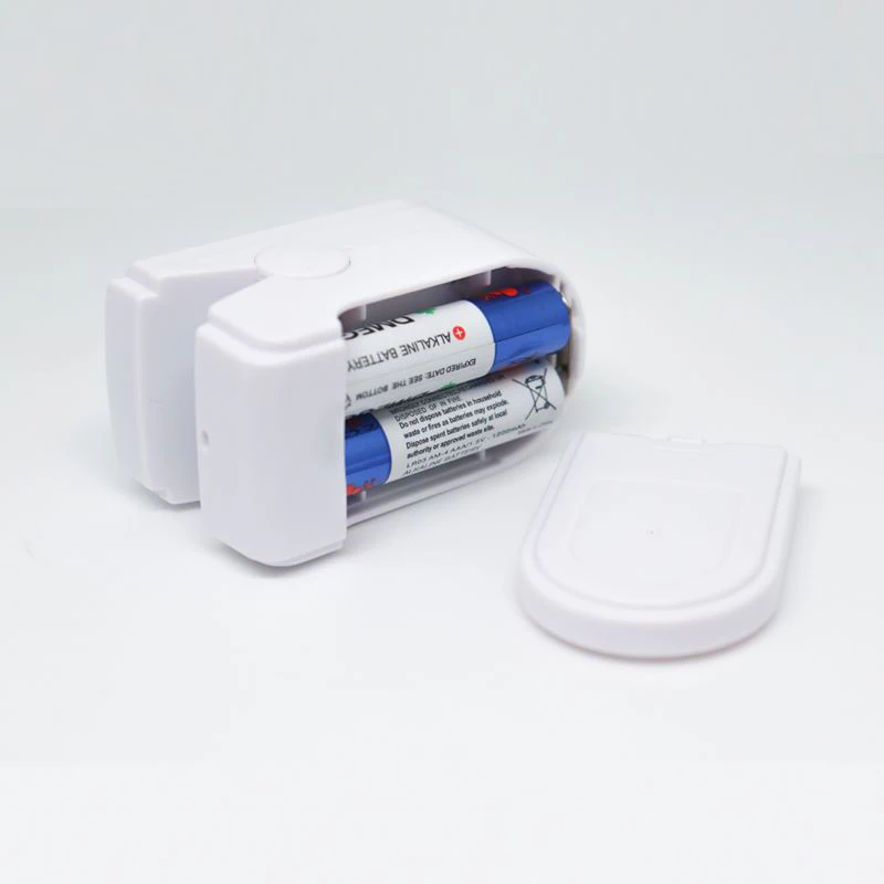 Medical pulse and heart rate monitor Blood oxygen and heart rate Blood oxygen meter finger monitoring