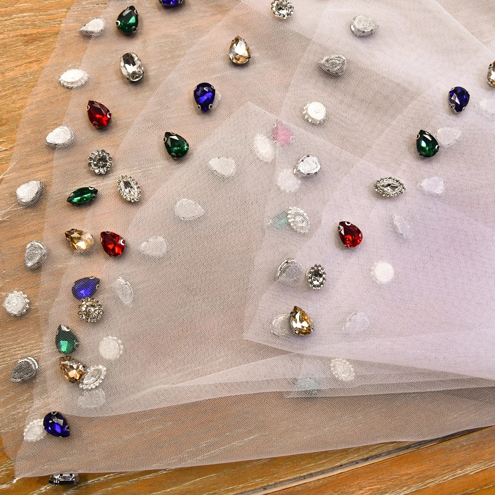 LUOXIN Sparking Colored Stone Wedding Veil Short Bridal Detachable Blusher Veil Cover Face Bridal Veil