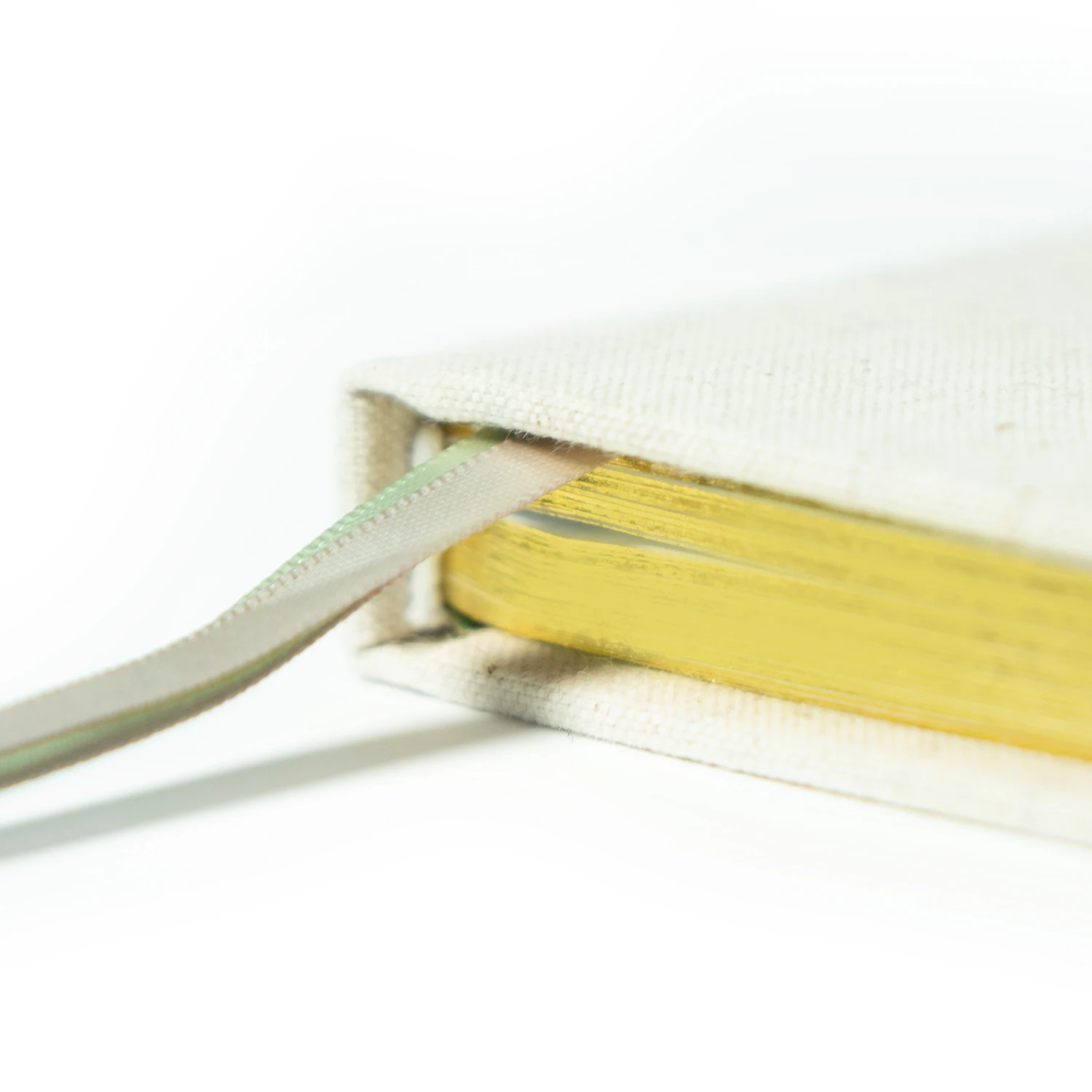 2024 Custom Printing Baby Memory Book Linen Keepsake Gift Prenatal Diary Hardcover Planner Pregnancy Daily Life Note Books