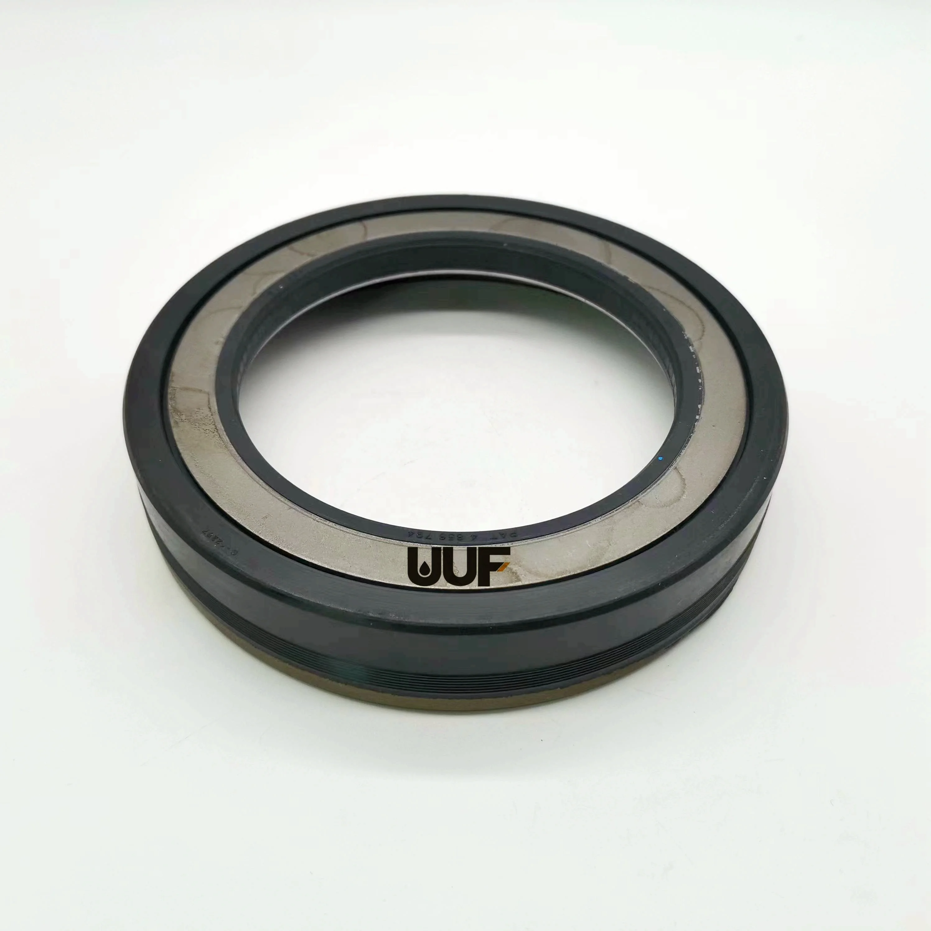 Truck Shaft Valve Oil seal 370031A 370001A 370003A  National hub oil seal for MACK parts