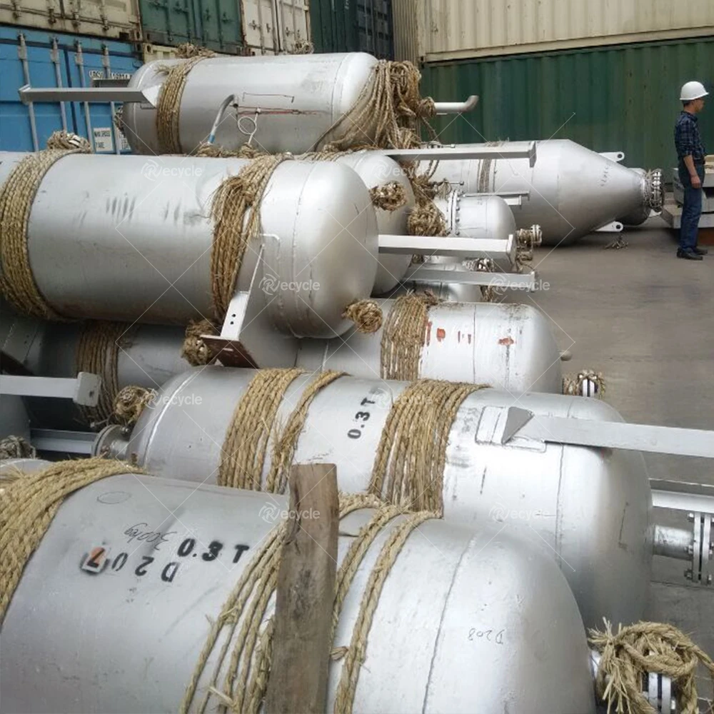 Tyre Cracking Furnace Pyrolysis Plastic Recycling System For Fuel Oil And Carbon Black