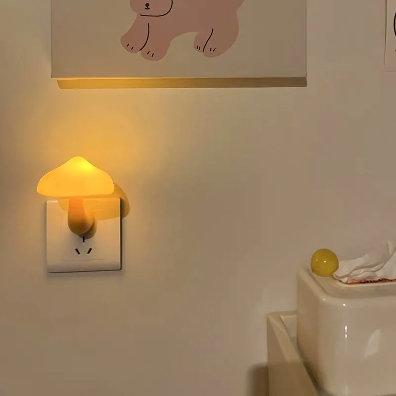 Factory Directly Night Lamp Cute Cordless EU US Plug Mushroom Sensor Bedside Night Light