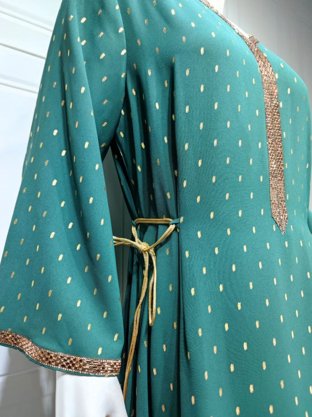 Fall 2022 women clothes lady maxi gown white green red Arabic gold blocking diamonds fancy dubai abaya Muslim women dress