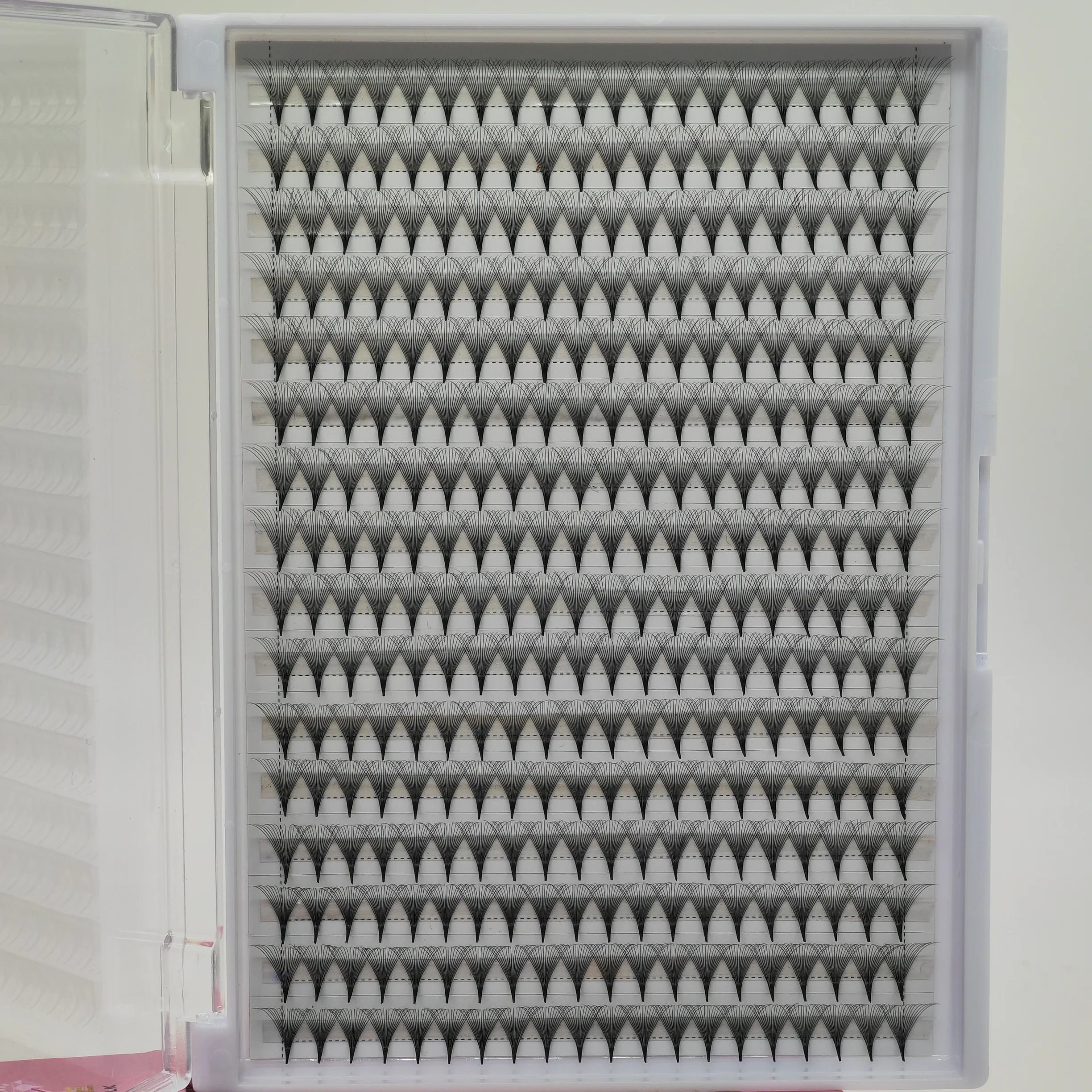 320 Fans Big Trays sharp POINTY BASE 3D 4D 5D 6D 8D 10D 16D  Premade Fans Lashes.extension 05 .07  C D Curl Lash Premade Fans