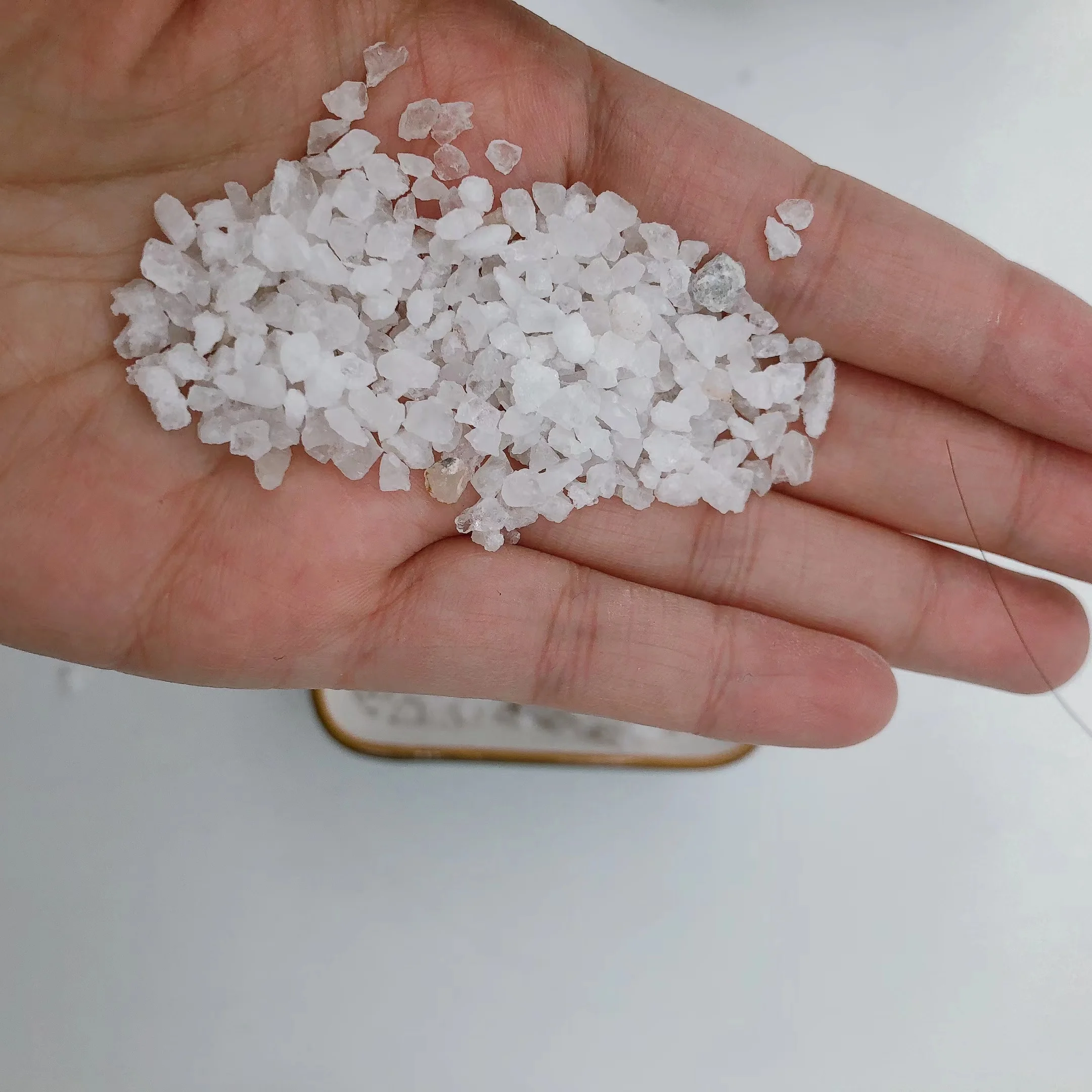 China Supply High Quality Silica Sand Quartz sand for garden supplies and glass industry