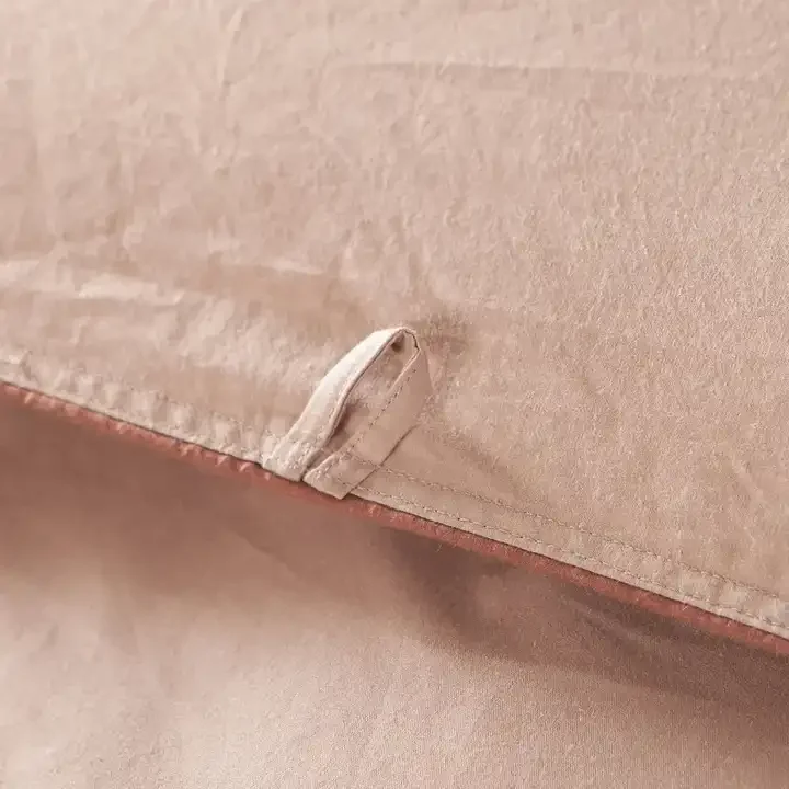 2024 China High Quality Duck Goose Feather Down Quilt Winter Duvet Luxury Household Duvet Cover Supplier