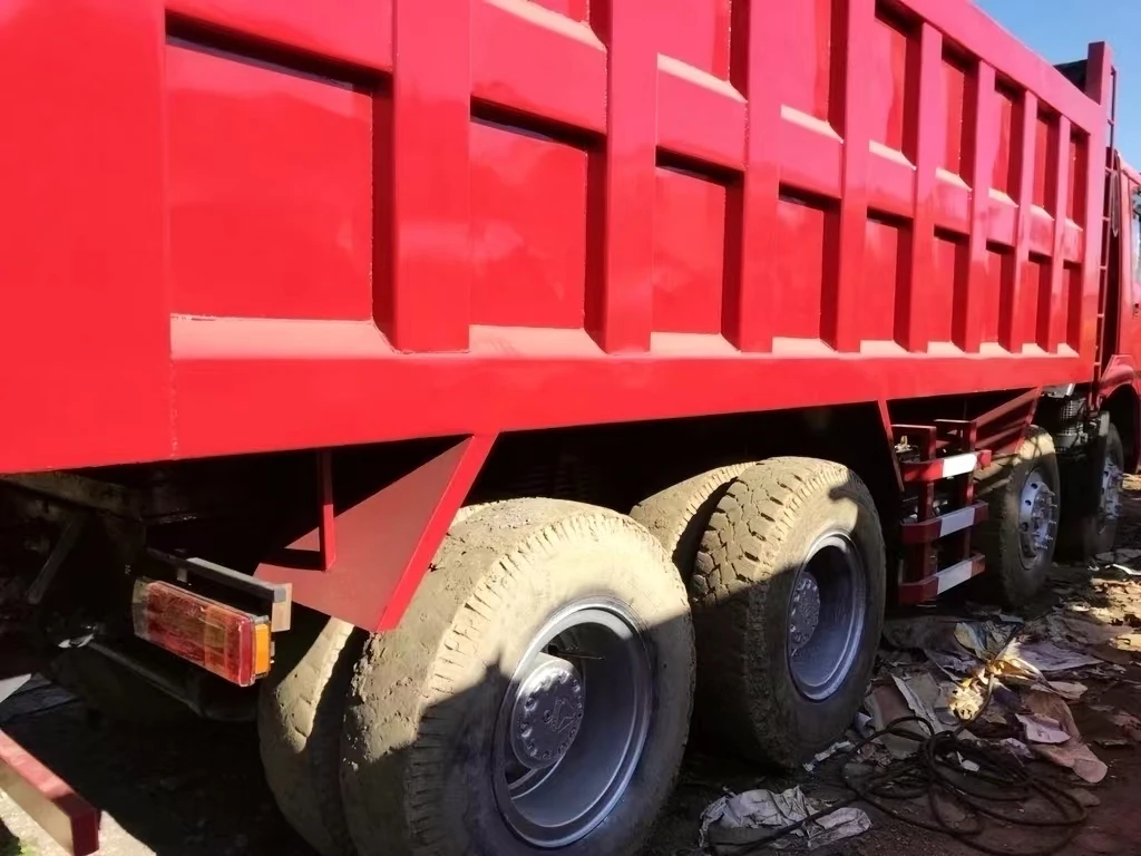 Super cheap Used Chinese brand HOWO Dump Truck Used Famous Brand 6*4 Truck in good condition in stock